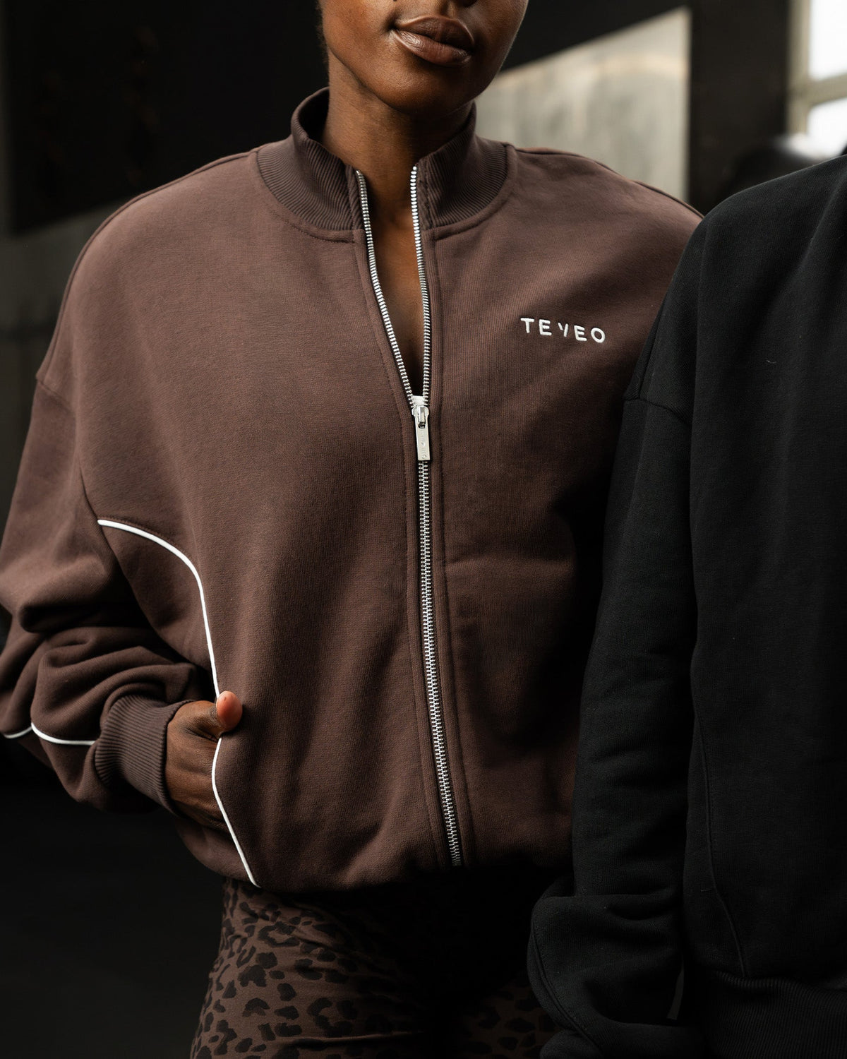 Sweat-shirt zippé Contrastline « Espresso »