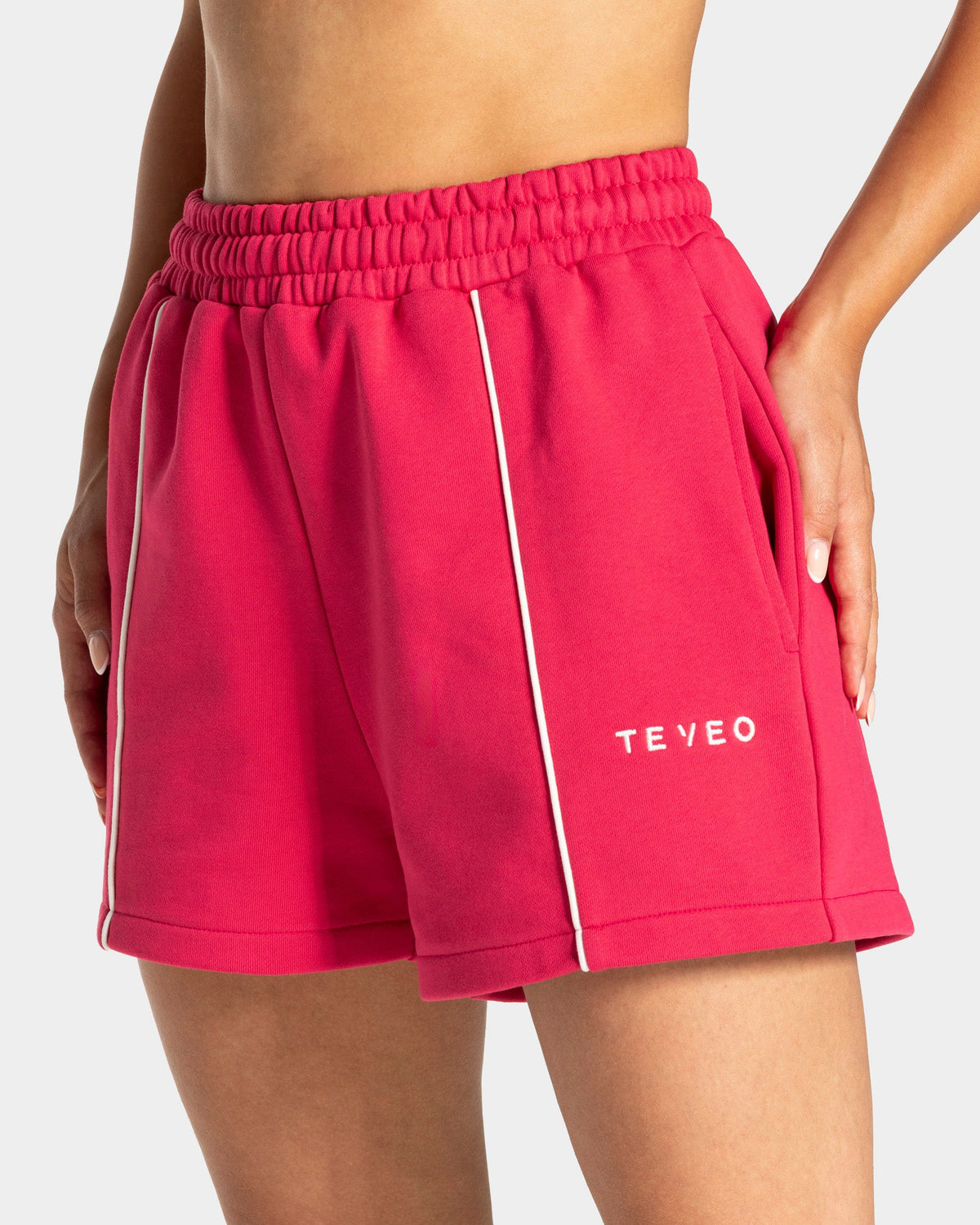 Short oversize Contrastline « Berry »