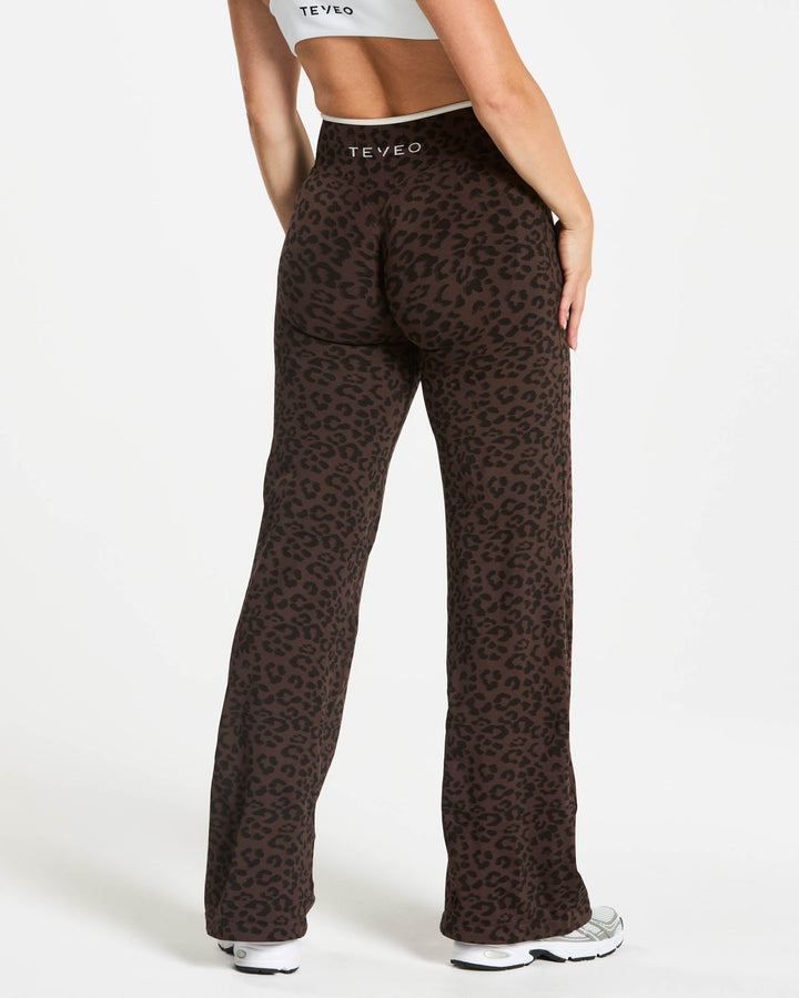 Pantalon Straight Leg Sculpt Scrunch Contrastline standard « Léopard Espresso »