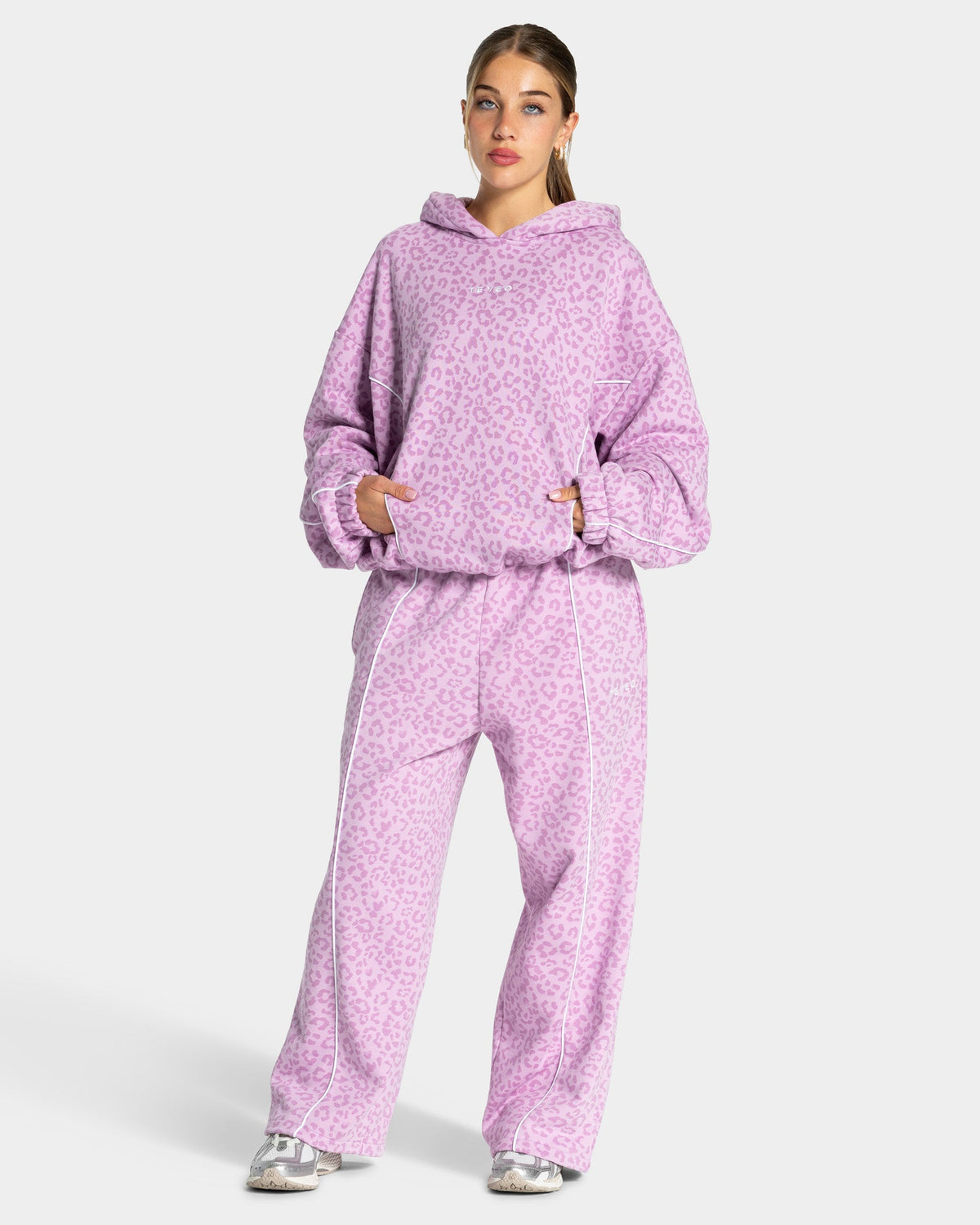 Pantalon de jogging Wide Leg Contrastline « Léopard orchidée »
