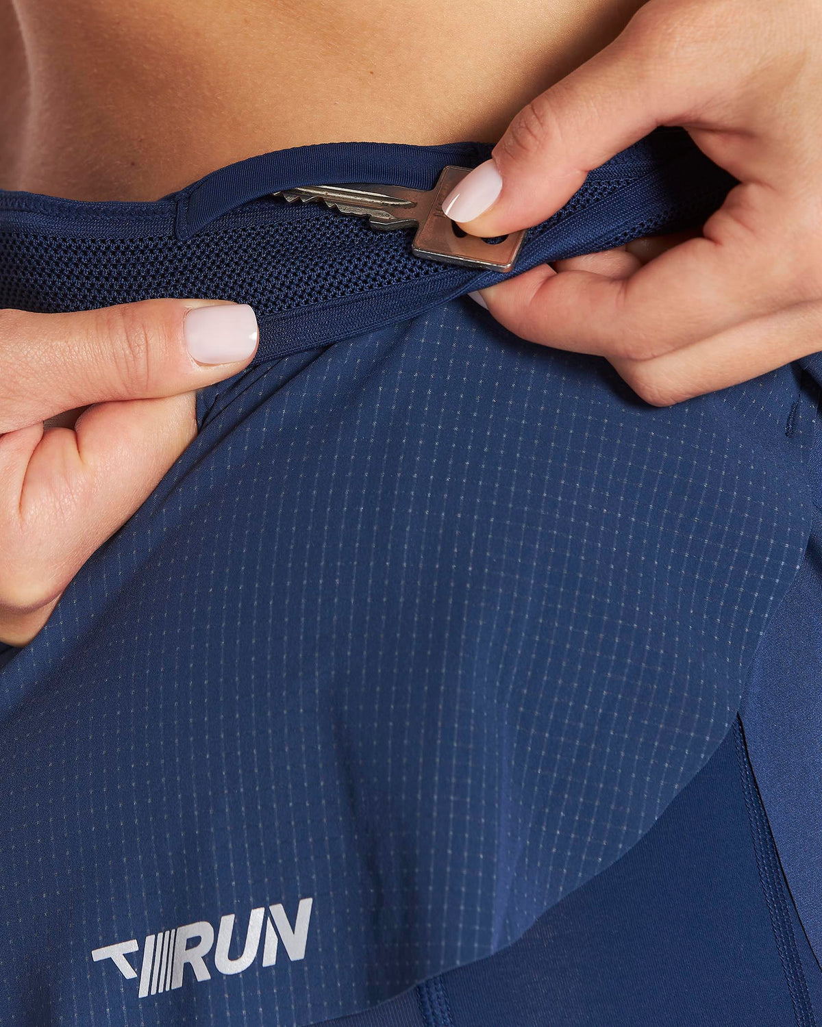 Short 2-en-1 RUN 5 pouces « Bleu foncé »