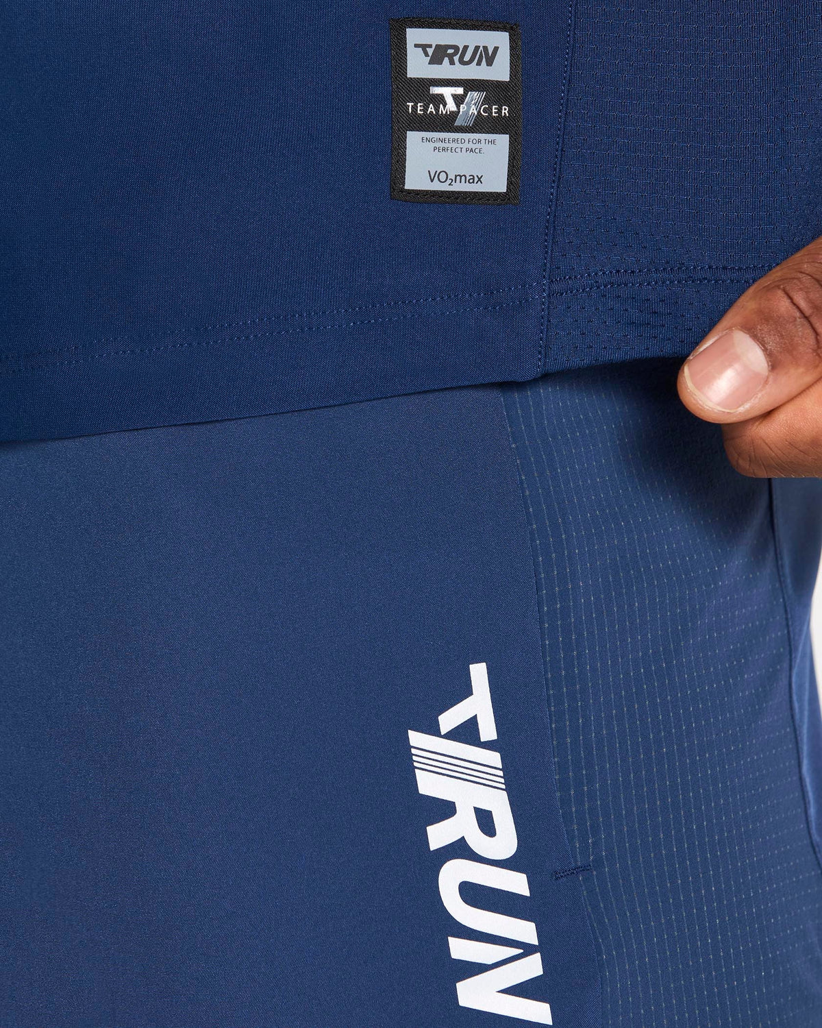 T-shirt RUN « bleu foncé »
